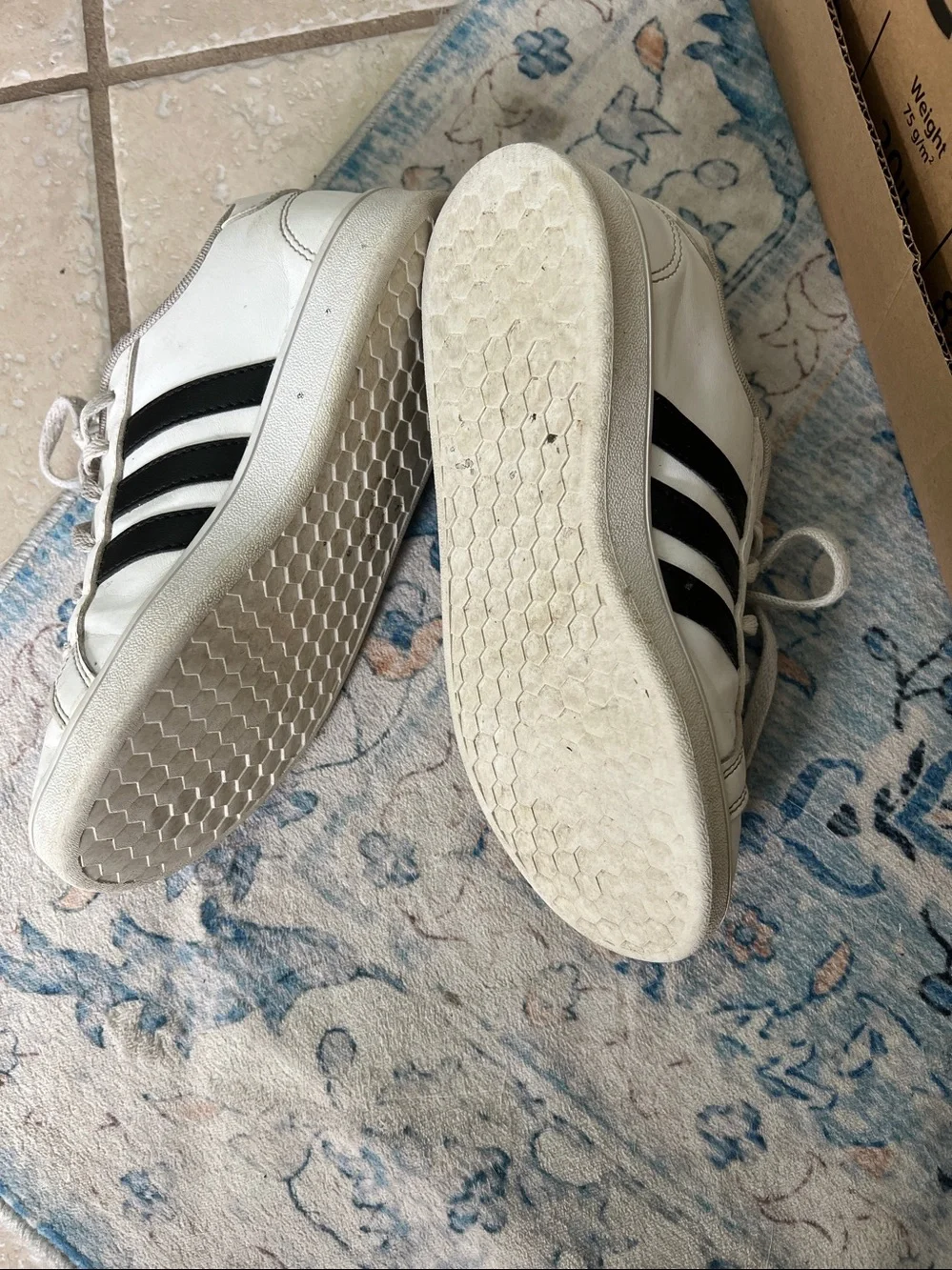 adidas Kids White Sneakers with Black Stripes size 3